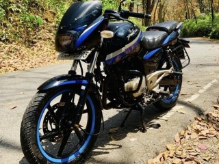 bajaj-pulsar-180-2012