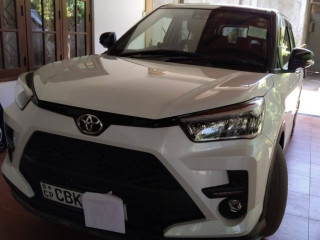 toyota-raiz