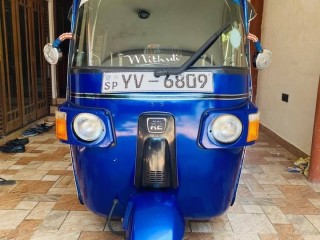 bajaj-three-weel