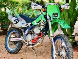 kawasaki-klx250cc