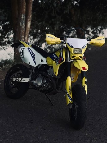 suzuki-drz400cc-big-5