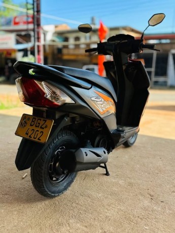 honda-dio-2018-big-3