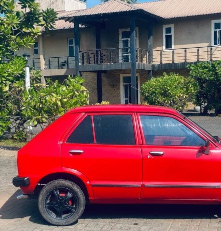 1979-daihatsu-charade-g10-xg-big-2