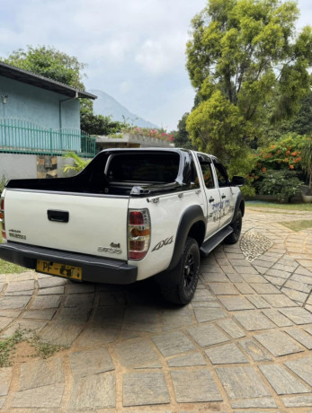 mazda-bt50-big-3