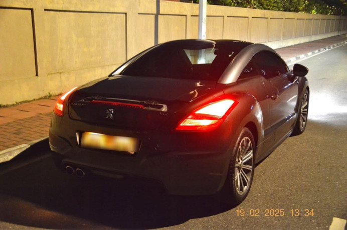 peugeot-rcz-big-1