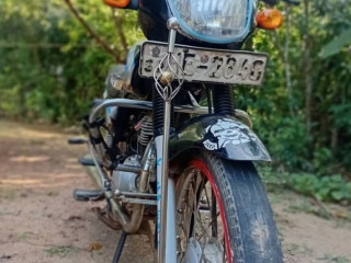 bajaj-ct-100