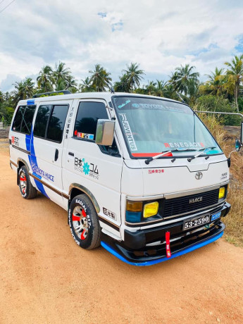 toyota-hiace-shell-lh51-big-2