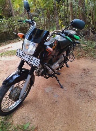 bajaj-ct-100-big-2