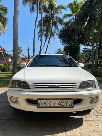 toyota-carina-212-big-3