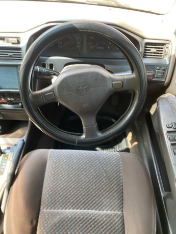 toyota-carina-212-big-8