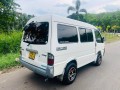 mazda-bongo-small-3