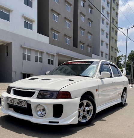 mitsubishi-lancer-ck1-hj-big-2