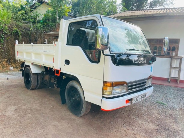 isuzu-tipper-big-2