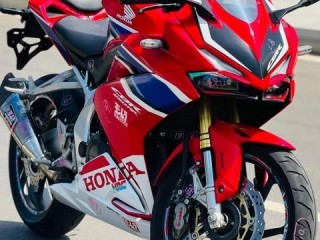 honda-cbr-250r-2021