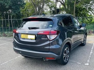 honda-vezel-x-grade-2014