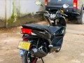 honda-pcx-125-2018-small-4