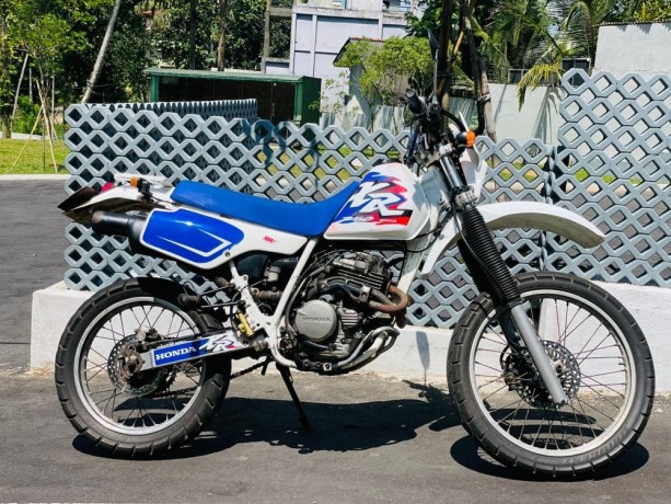 honda-xlr-250-big-3