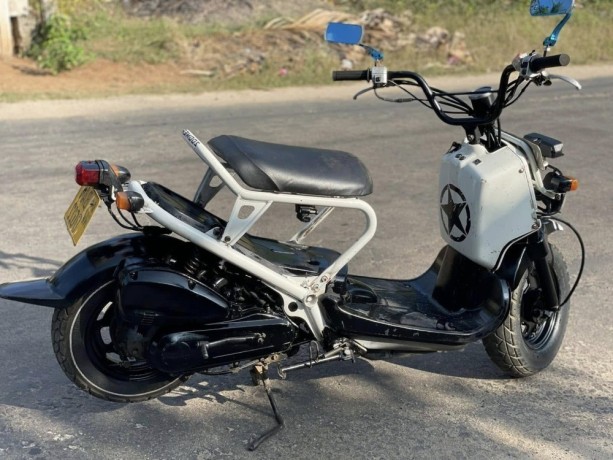 honda-zoomer-2013-big-4