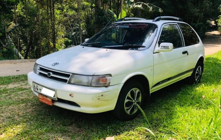 toyota-corolla-2-windy-for-sale-big-4