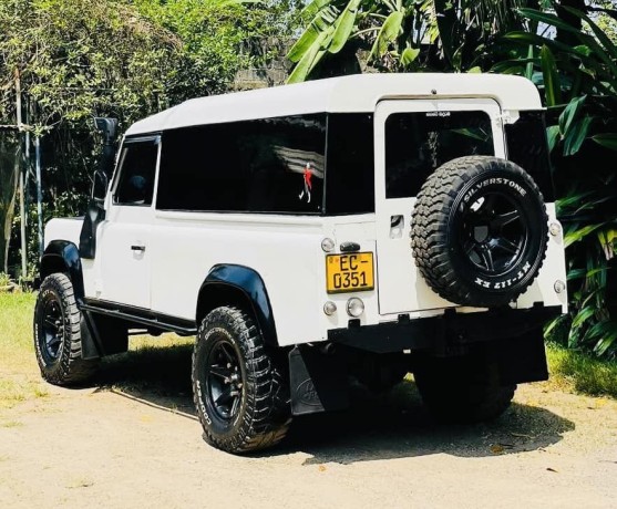 landrover-defender-big-1