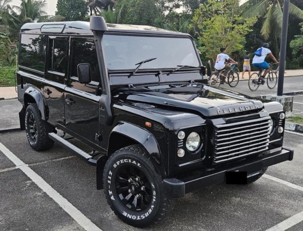 landrover-defender-110-big-2