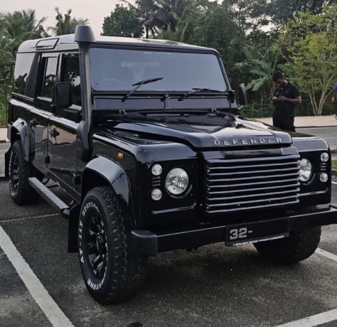 landrover-defender-110-big-0