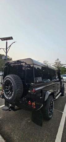 landrover-defender-110-big-6