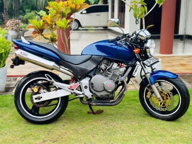 honda-hornet-250-2003-big-2