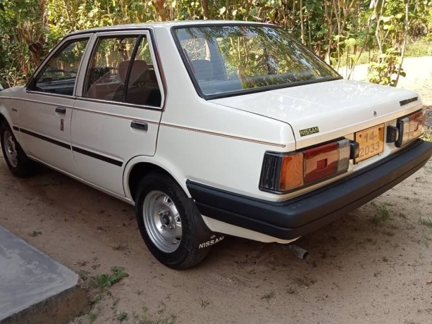 nissan-sunny-b11-big-2