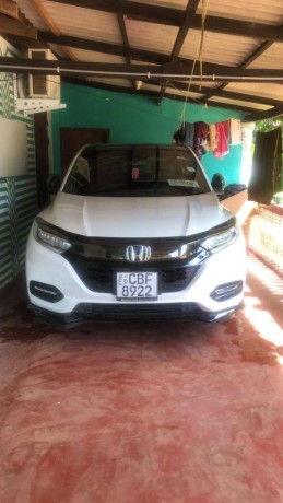 honda-vezel-big-4