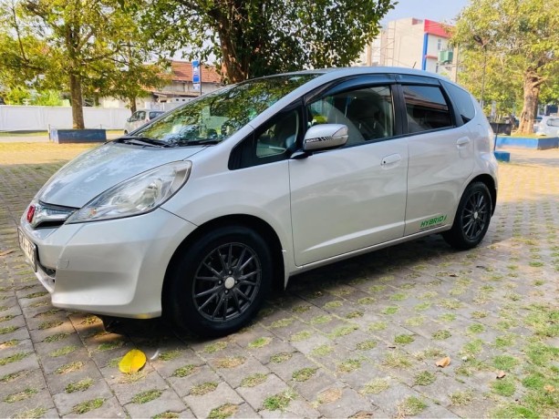 honda-fit-gp1-big-2