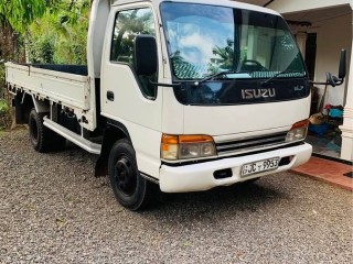 isuzu-elf-350