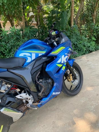 suzuki-gixxer-150-big-7