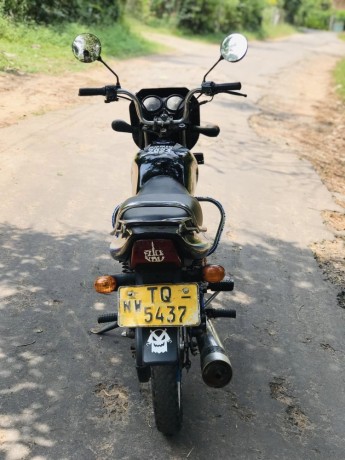 bajaj-ct-100-big-2