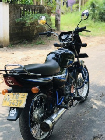 bajaj-ct-100-big-1