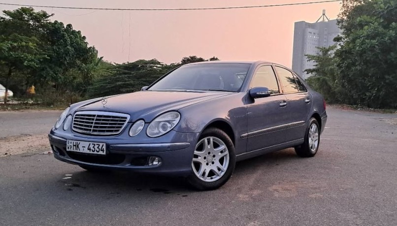 mercedes-benz-w211-big-0