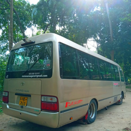 toyota-coaster-big-3