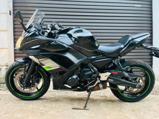 kawasaki-ninja-650-2019-big-3