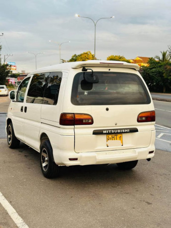 mitsubishi-l400-big-0