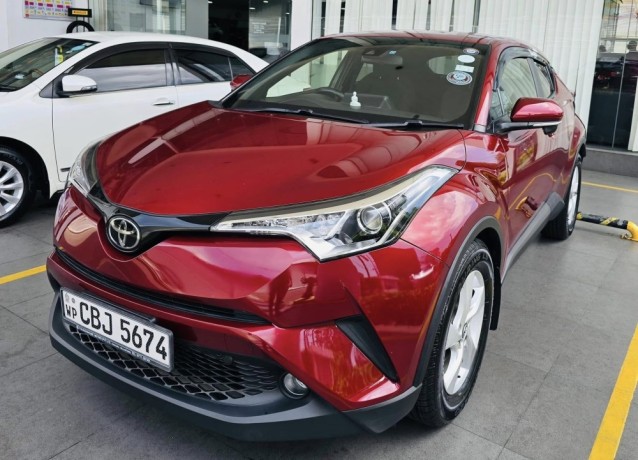 toyota-c-hr-2016-big-2